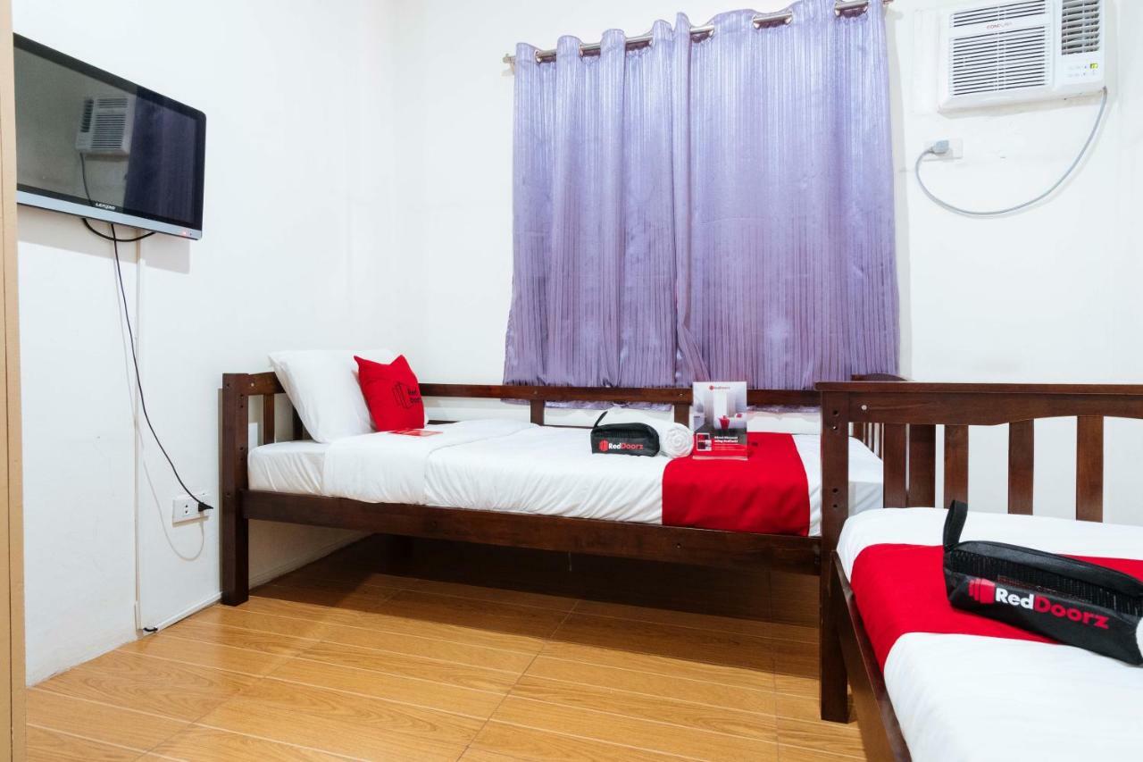 Reddoorz Near Robinsons Place マニラ市 エクステリア 写真